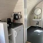 ホテル Helle Aktivitetshotel