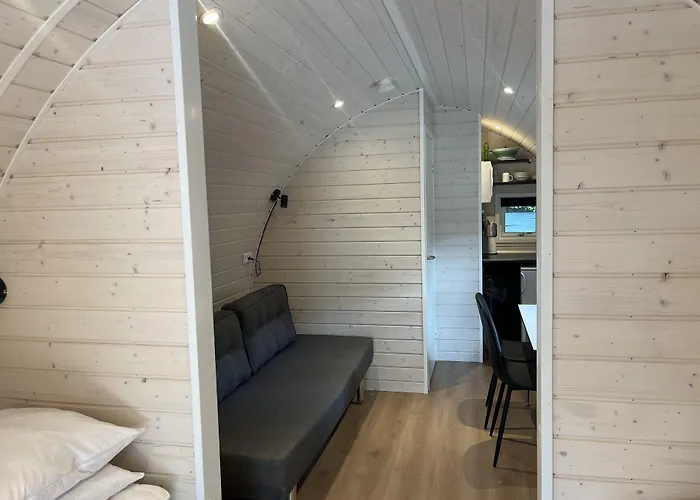 Helle Aktivitetshotel * Arre